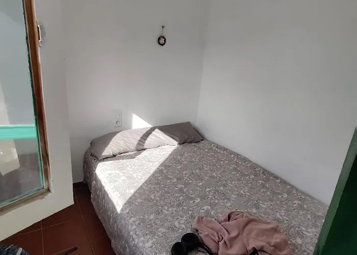 Backpackerroom's فندق مبيت وإفطار