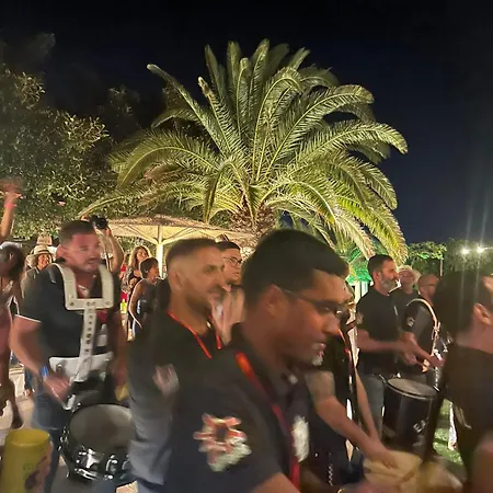 Backpackerroom's La Santa